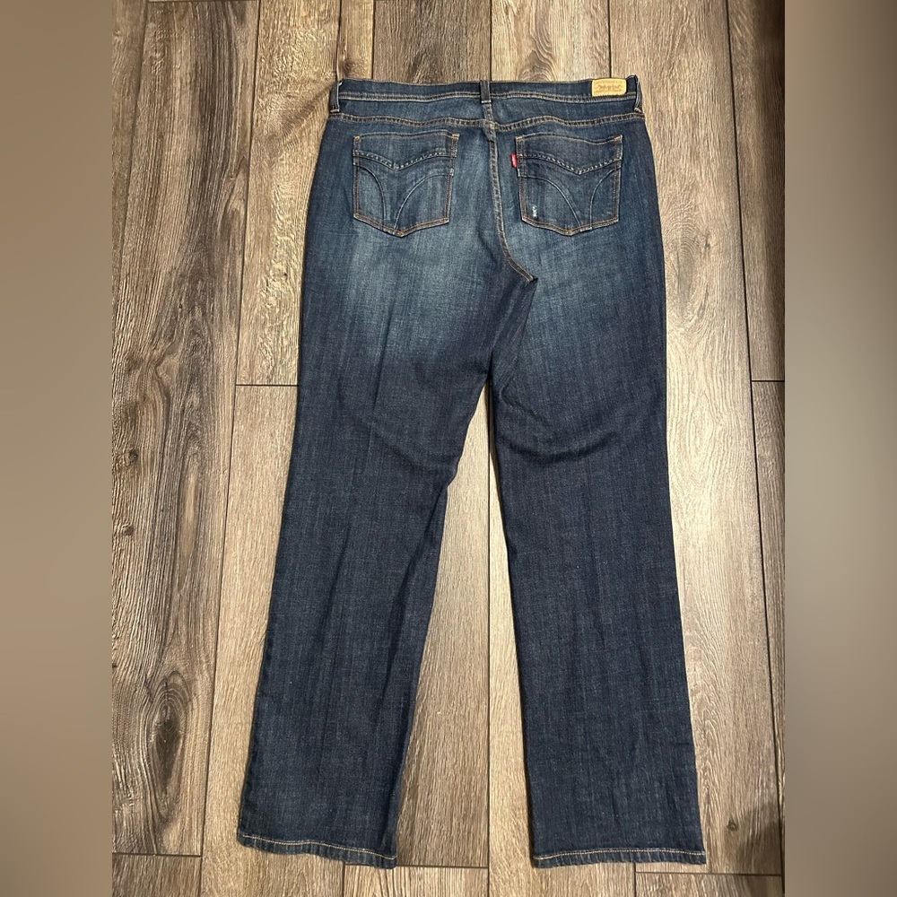 Levi’s Distressed Straight Leg Jeans Women’s 14M Dark Wash Stretch - Picture 3 of 15